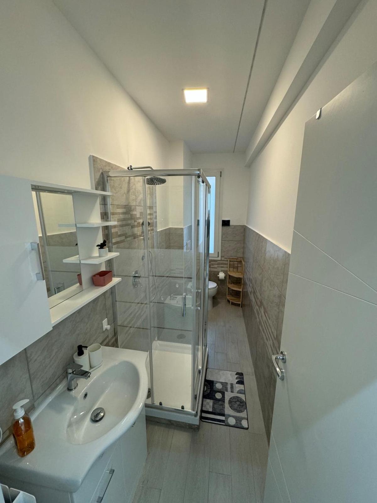 Apartment Modern 2 Near Colosseo